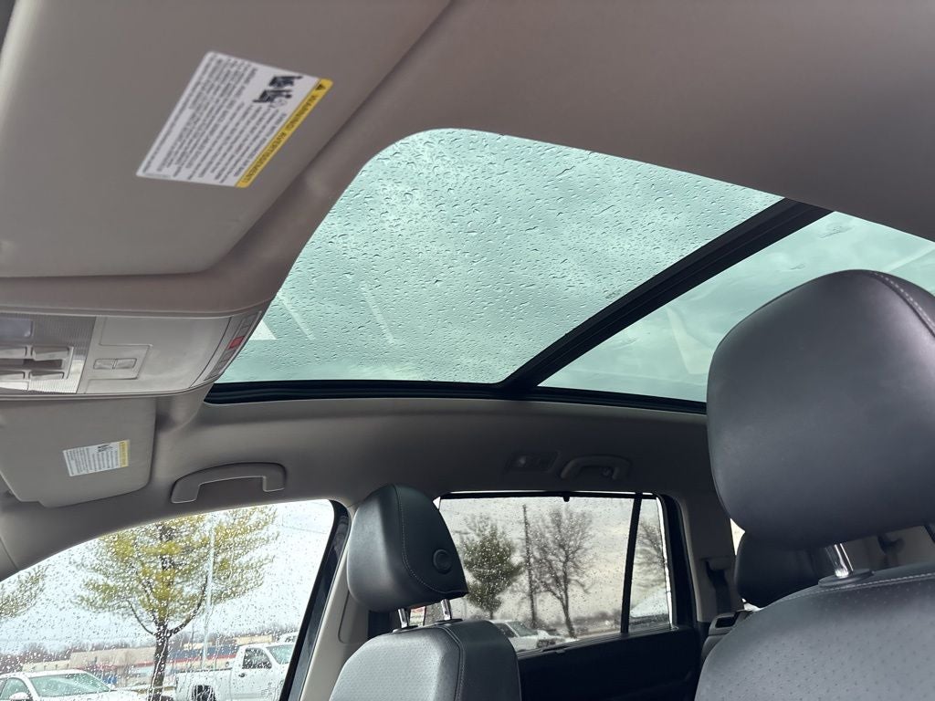 2019 Volkswagen Atlas 3.6L V6 SEL R-Line R-Line