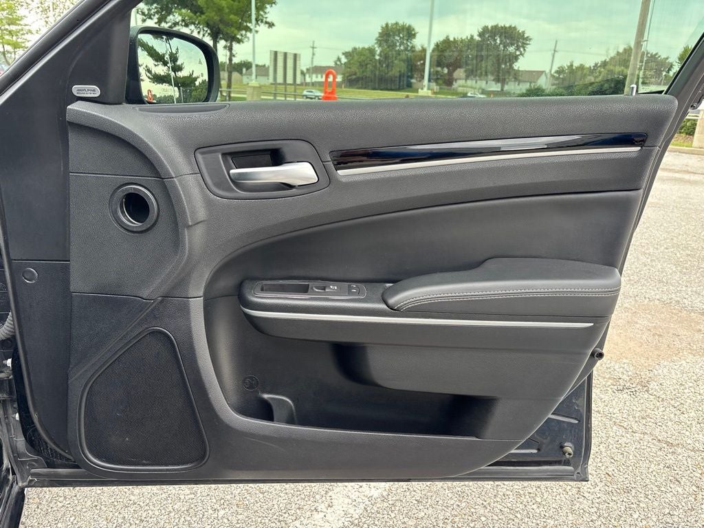 2023 Chrysler 300 300S