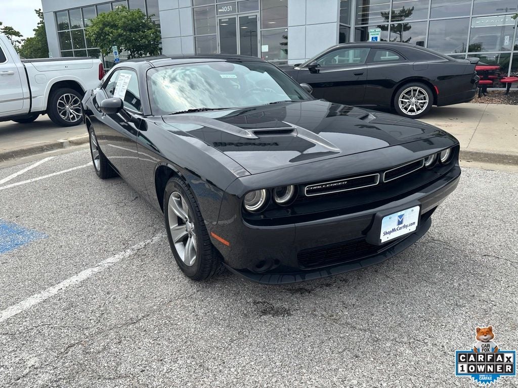 2015 Dodge Challenger SXT