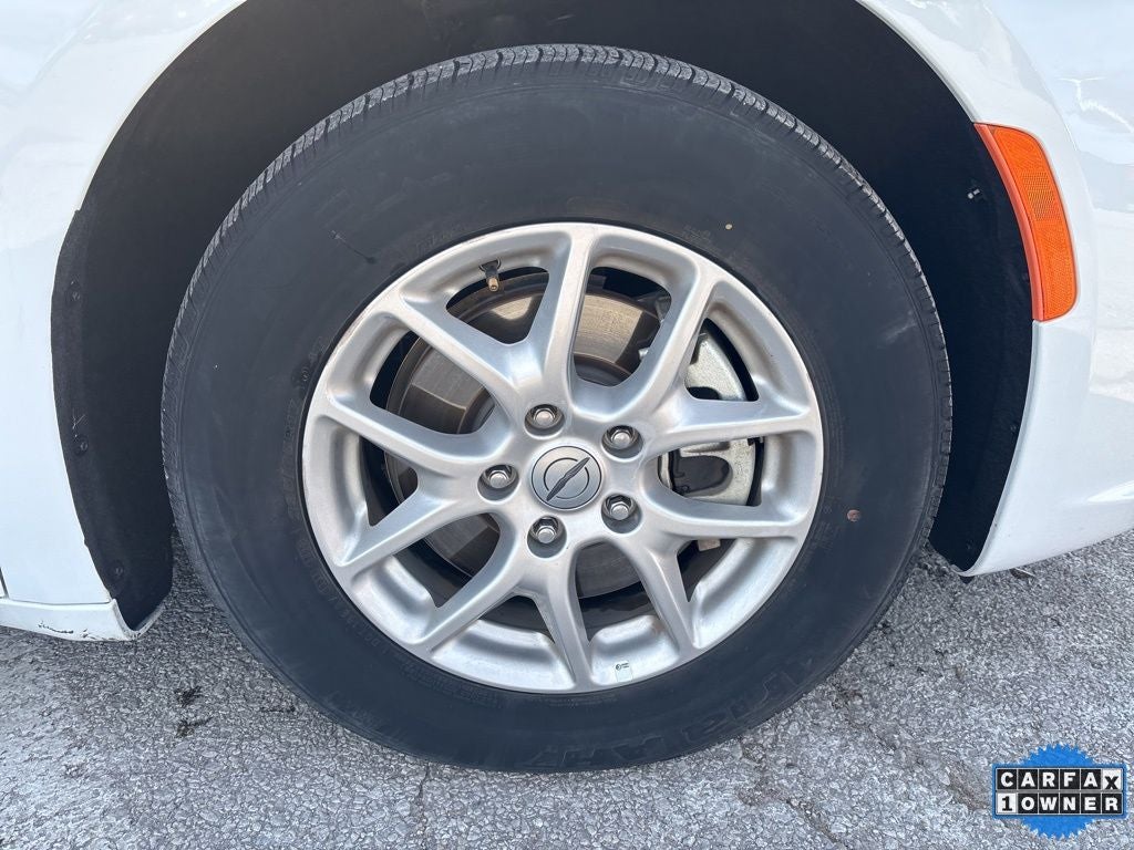 2025 Chrysler Pacifica Select