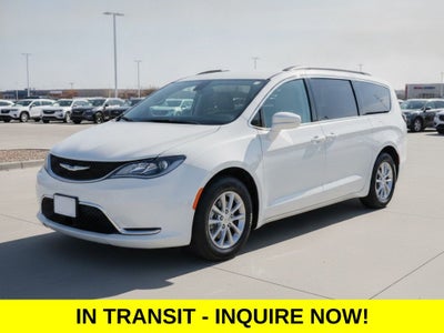 2024 Chrysler Voyager LX