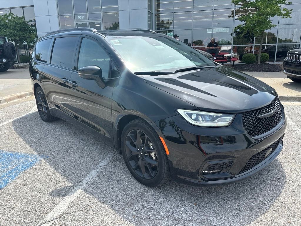 2025 Chrysler Pacifica Limited