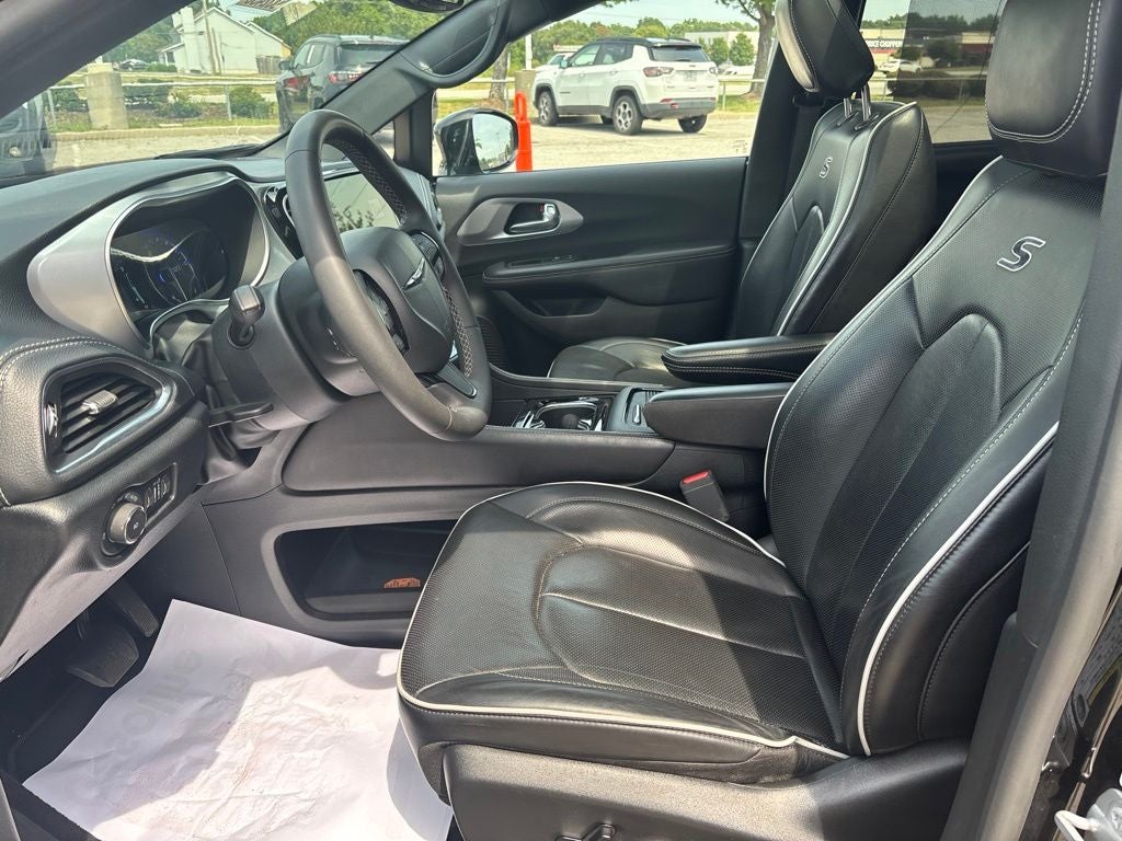 2025 Chrysler Pacifica Limited