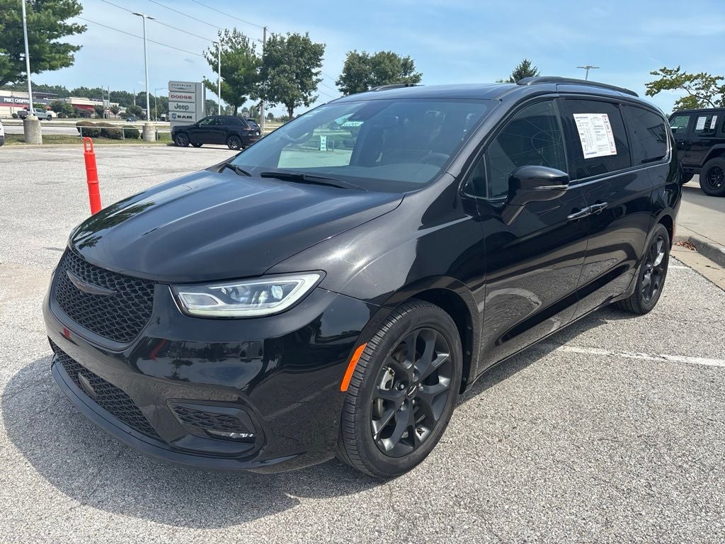 2025 Chrysler Pacifica Limited