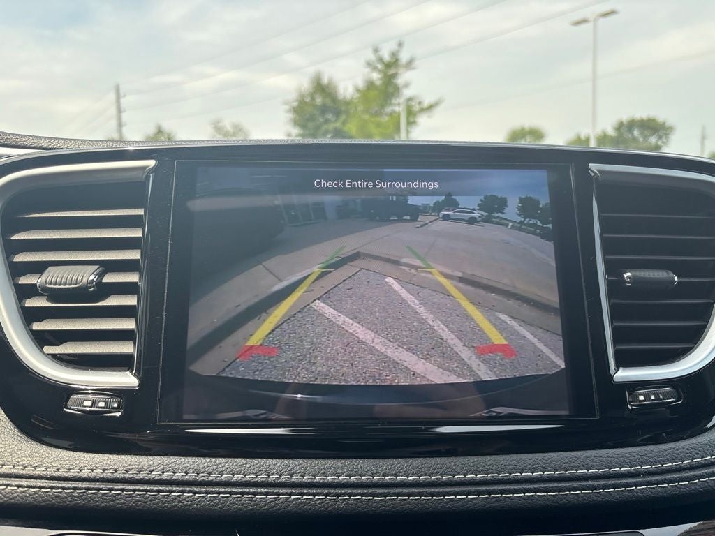 2025 Chrysler Pacifica Limited