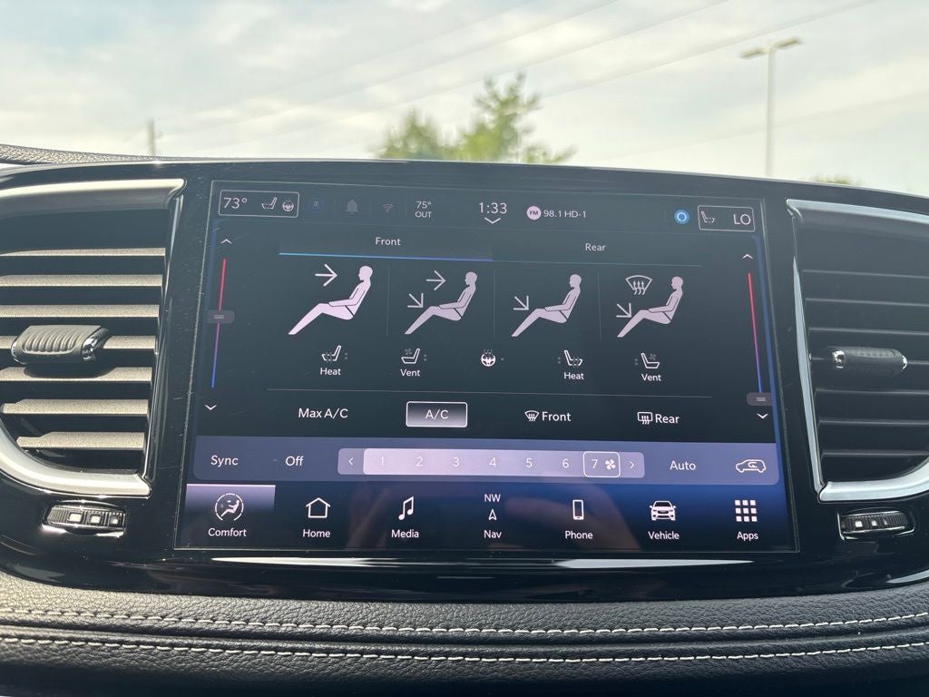 2025 Chrysler Pacifica Limited