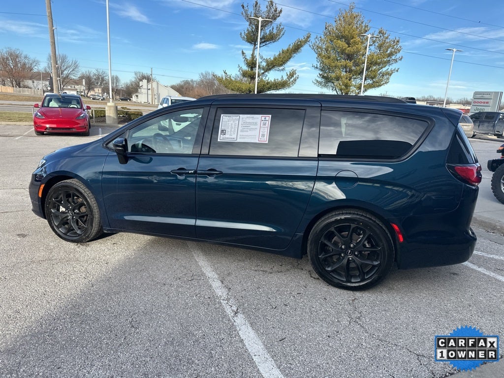 2025 Chrysler Pacifica Limited