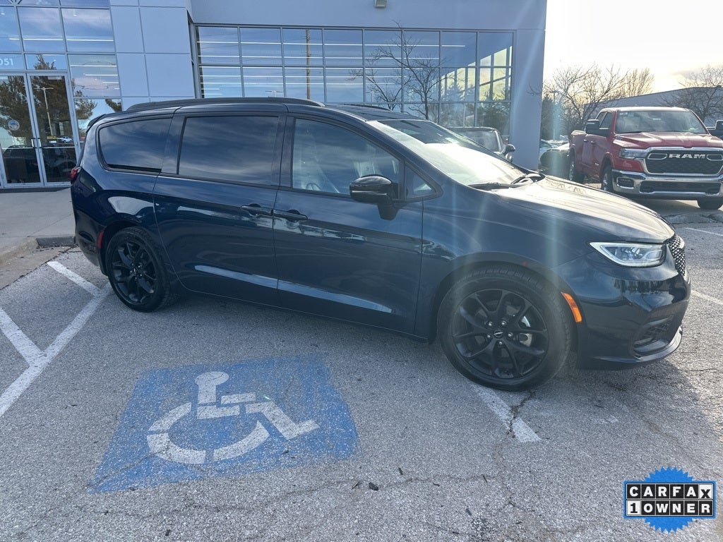 2025 Chrysler Pacifica Limited