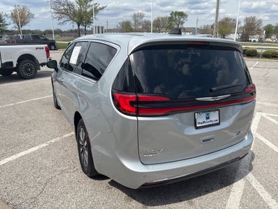 2023 Chrysler Pacifica Hybrid Limited