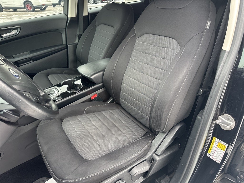 2018 Ford Edge SE