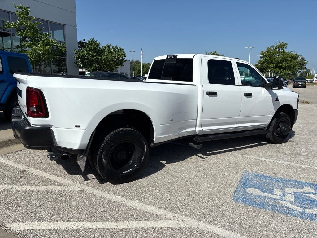 2026 RAM 3500 Tradesman Crew Cab 4x4 8' Box