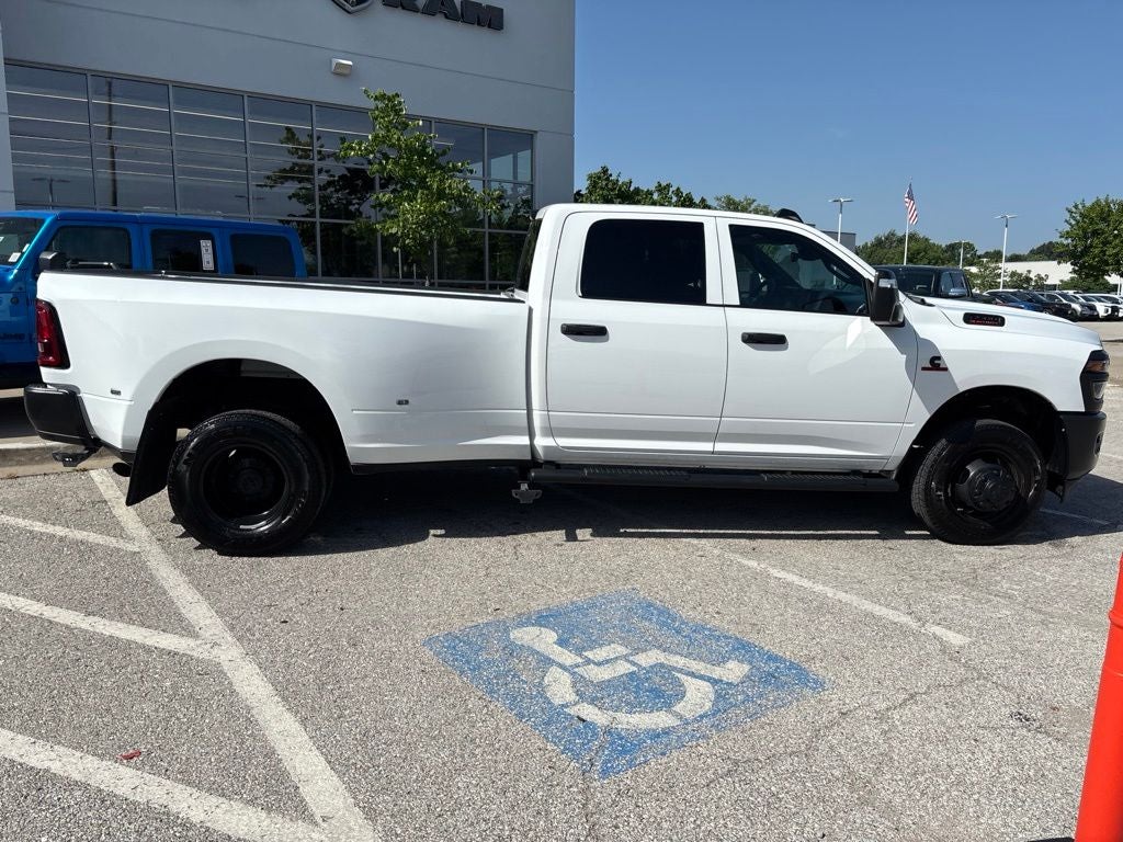 2026 RAM 3500 Tradesman Crew Cab 4x4 8' Box