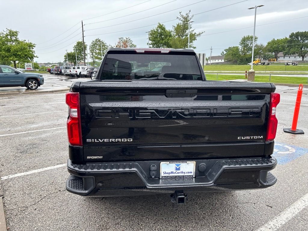 2021 Chevrolet Silverado 1500 Custom