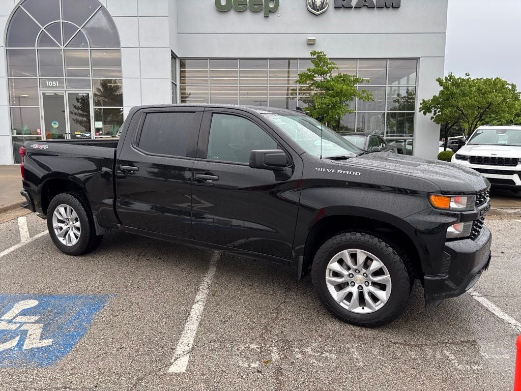 2021 Chevrolet Silverado 1500 Custom