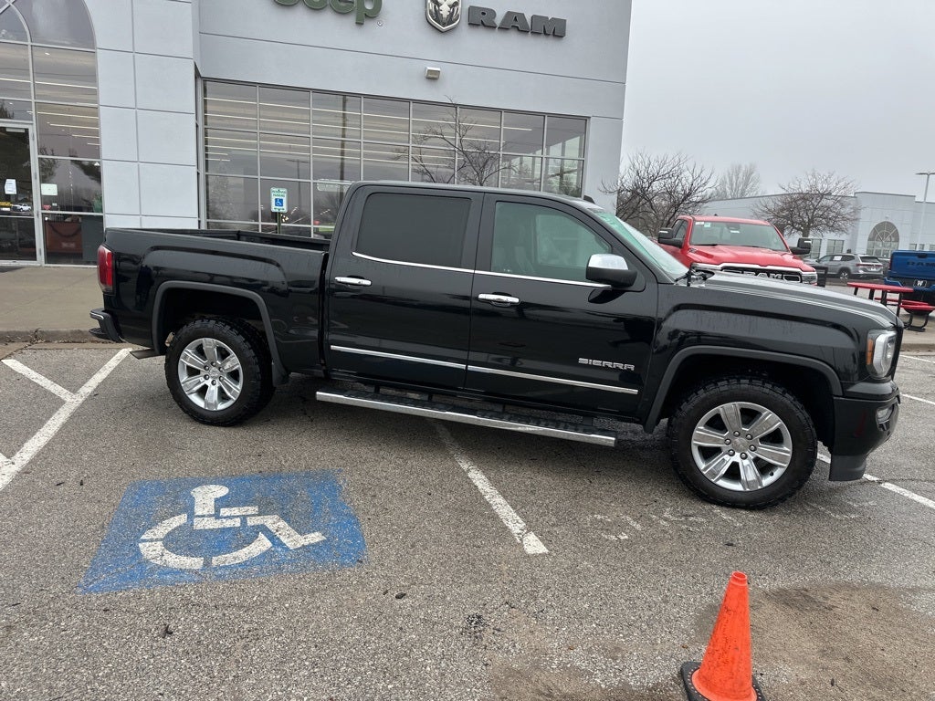 2017 GMC Sierra 1500 SLT