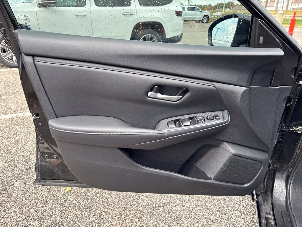 2023 Nissan Sentra SV Xtronic CVT