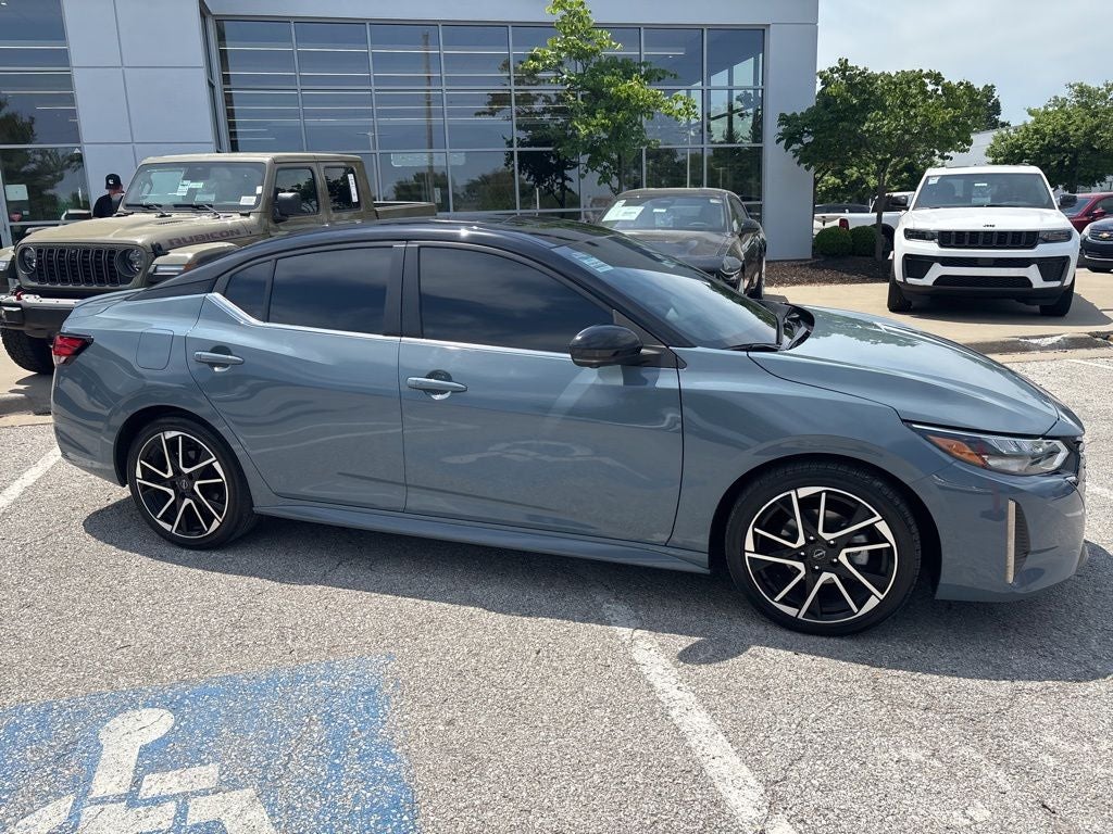 2025 Nissan Sentra SR