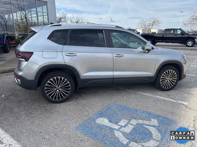 2025 Volkswagen Taos 1.5T SE