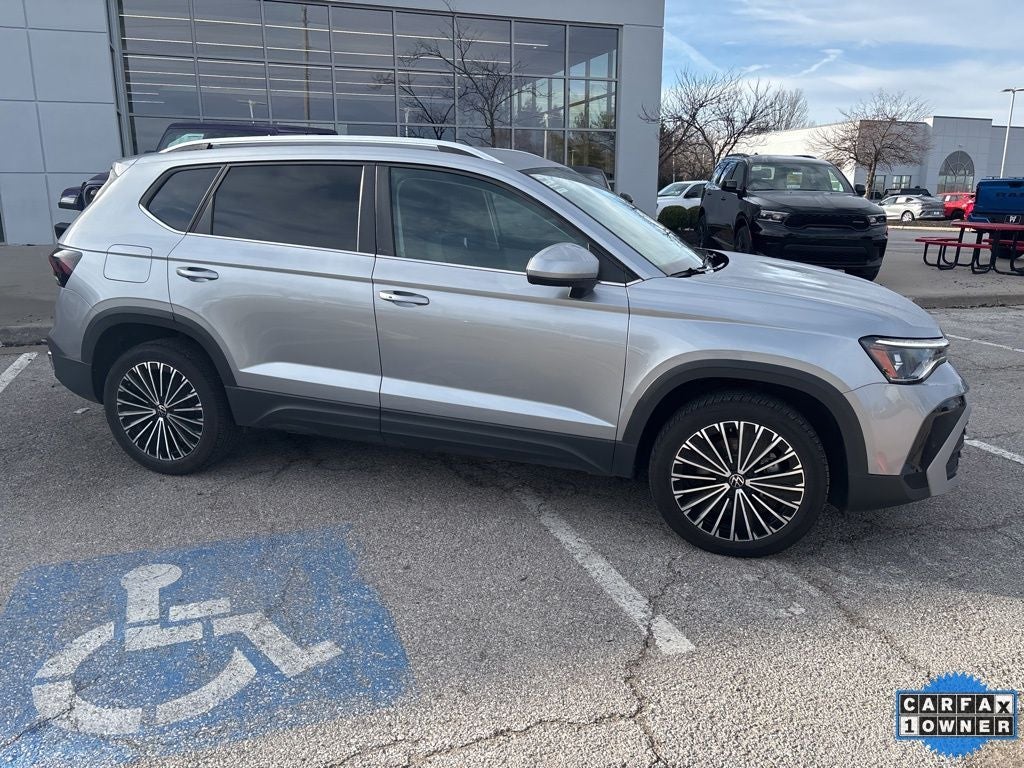 2025 Volkswagen Taos 1.5T SE