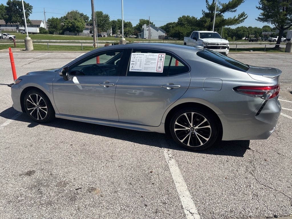 2019 Toyota Camry SE
