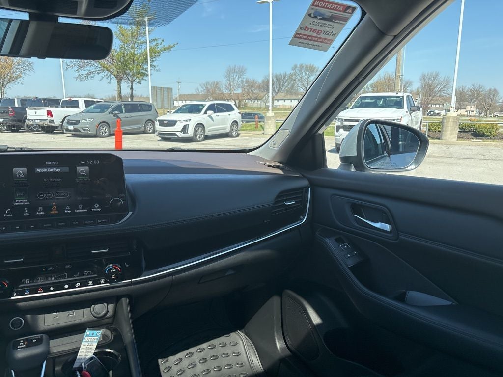 2022 Nissan Rogue SL