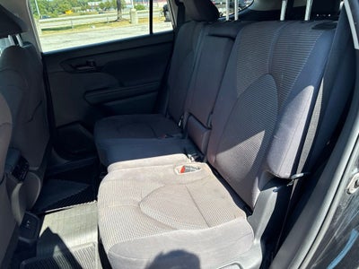2020 Toyota Highlander LE