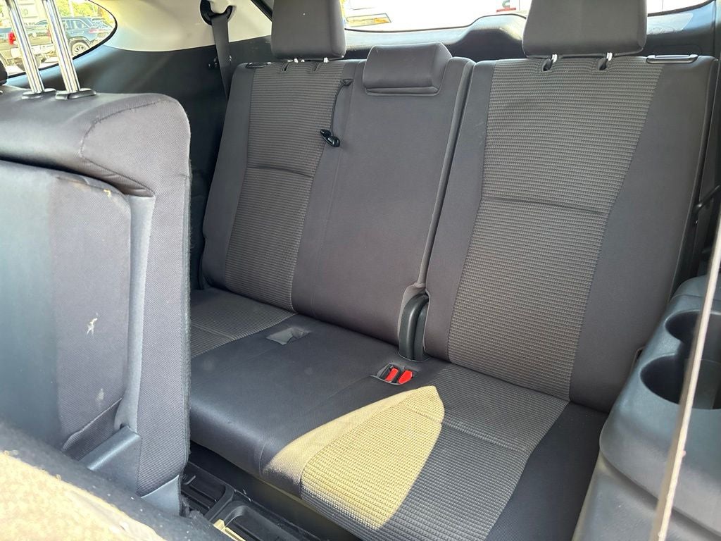2020 Toyota Highlander LE