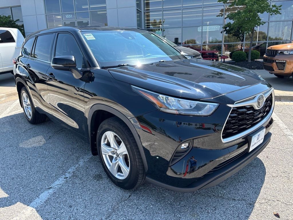 2020 Toyota Highlander LE
