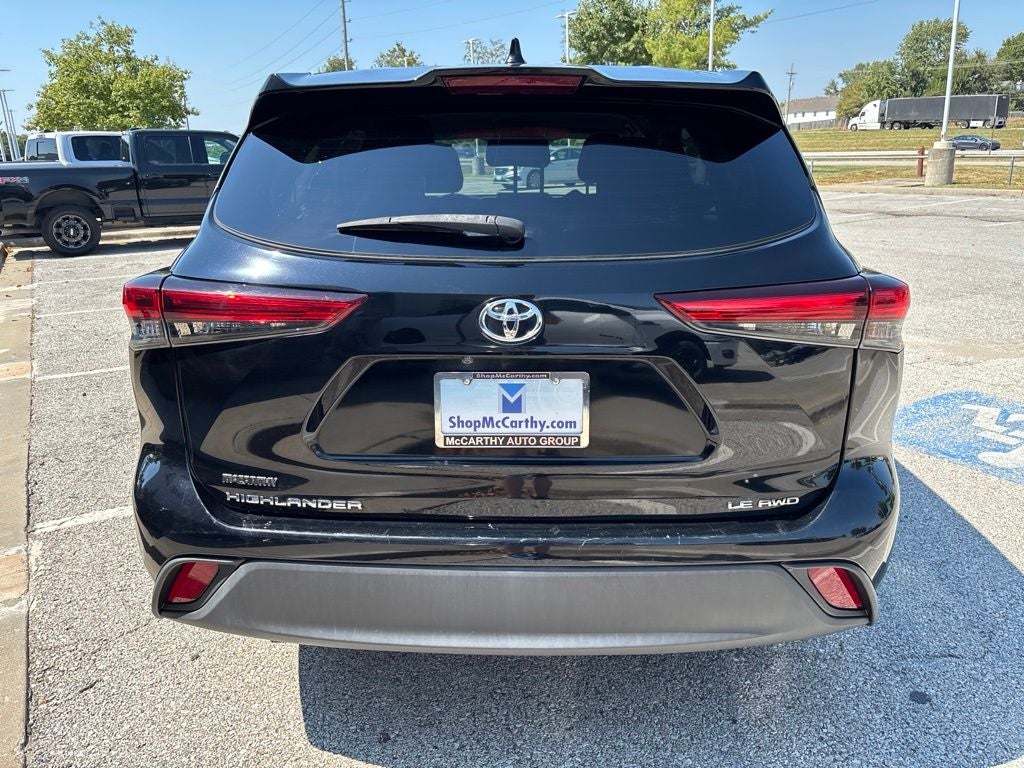 2020 Toyota Highlander LE