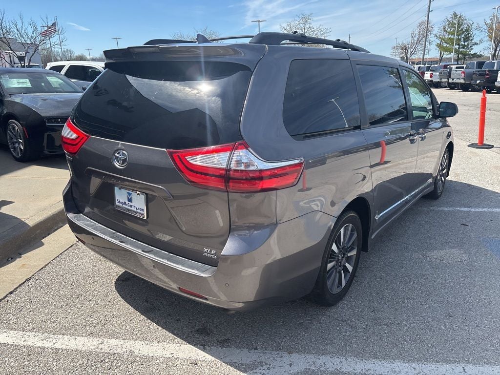 2018 Toyota Sienna XLE Premium 7 Passenger
