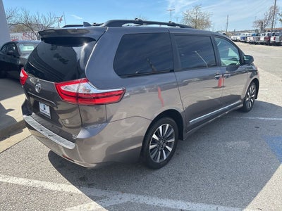 2018 Toyota Sienna XLE Premium 7 Passenger