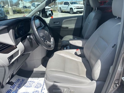 2018 Toyota Sienna XLE Premium 7 Passenger
