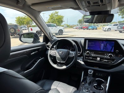 2024 Toyota Highlander Limited