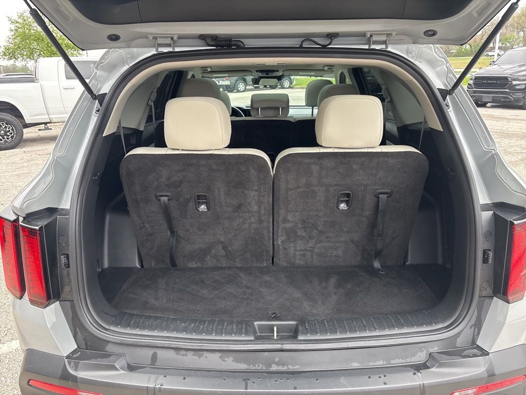 2022 Kia Sorento S