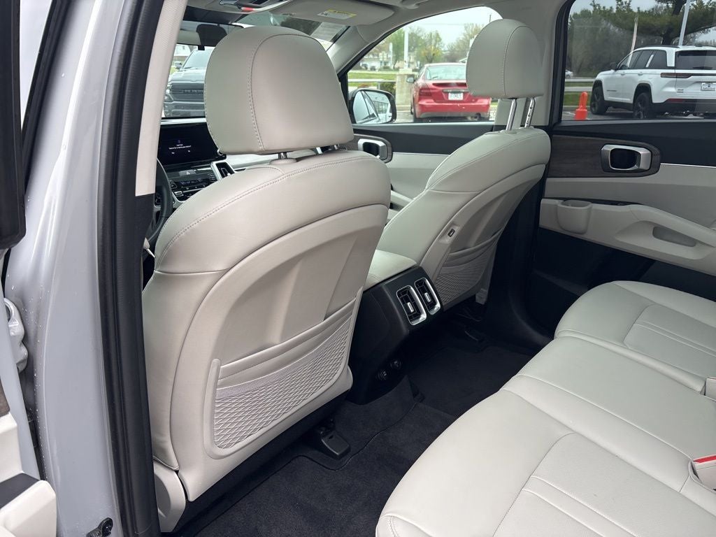 2022 Kia Sorento S