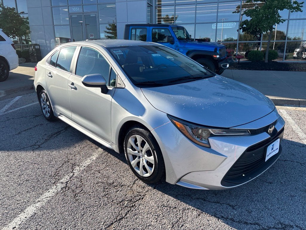 Used 2025 Toyota Corolla LE with VIN 5YFB4MDE5SP269405 for sale in Kansas City