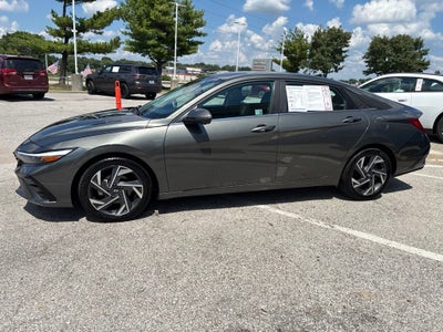2024 Hyundai Elantra Limited