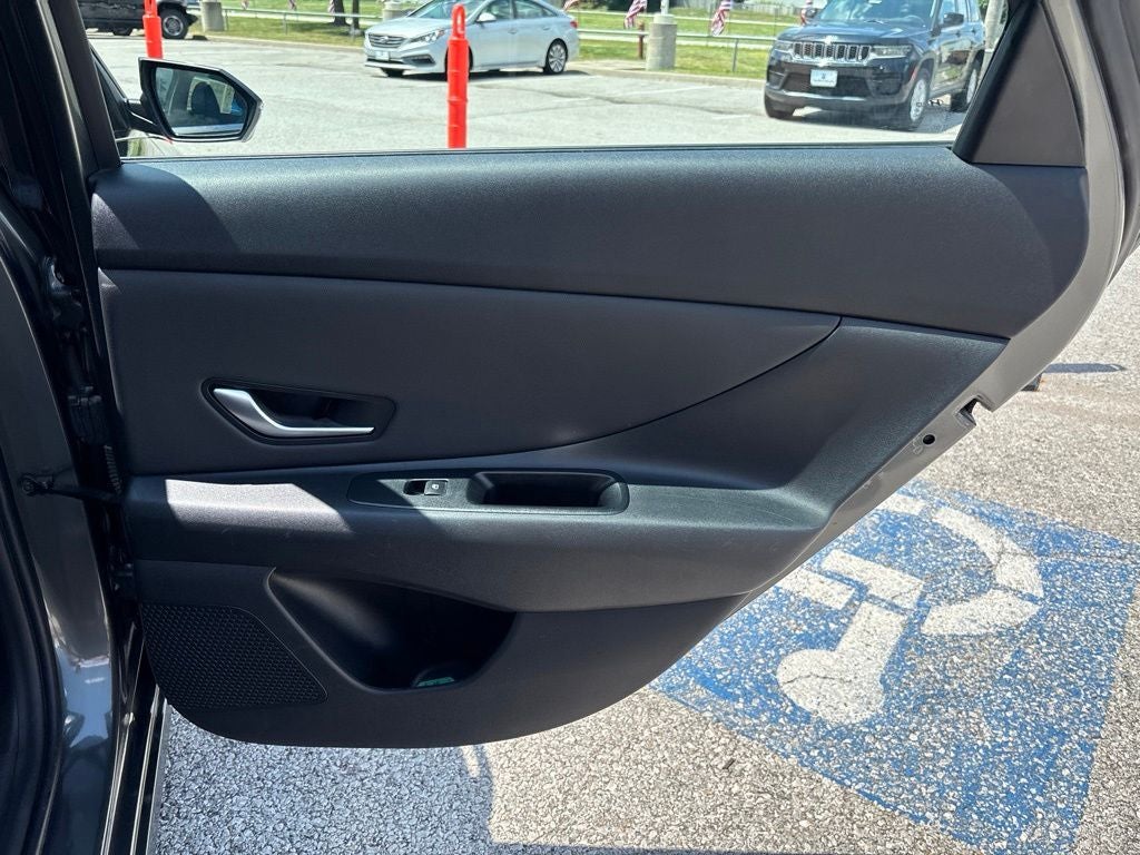 2024 Hyundai Elantra Limited