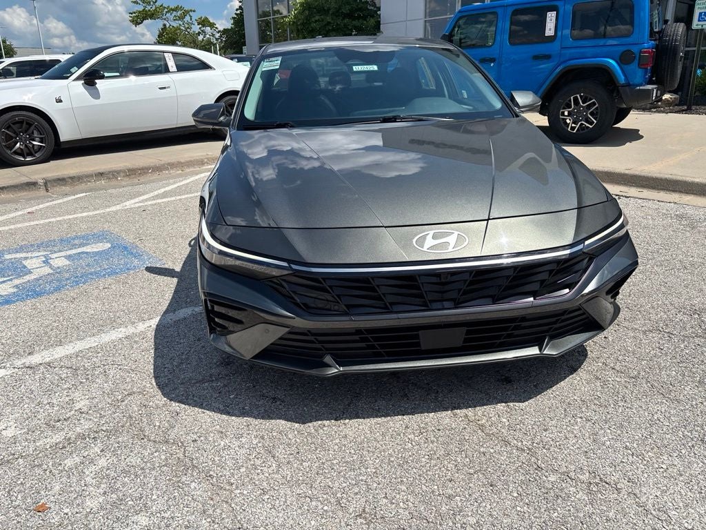 2024 Hyundai Elantra Limited