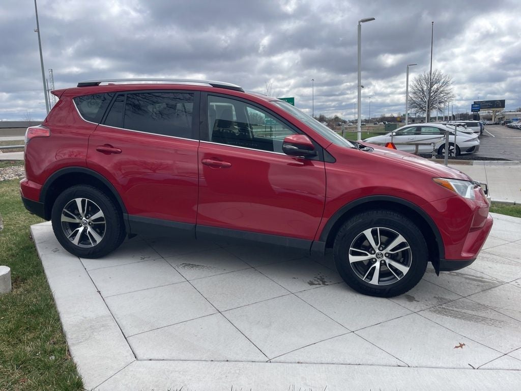 2016 Toyota RAV4 XLE