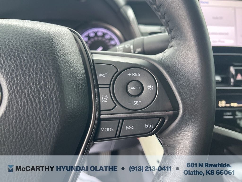 2022 Toyota Camry SE