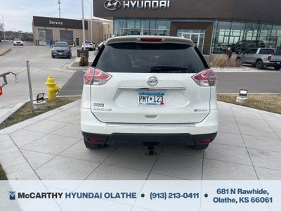 2015 Nissan Rogue SV