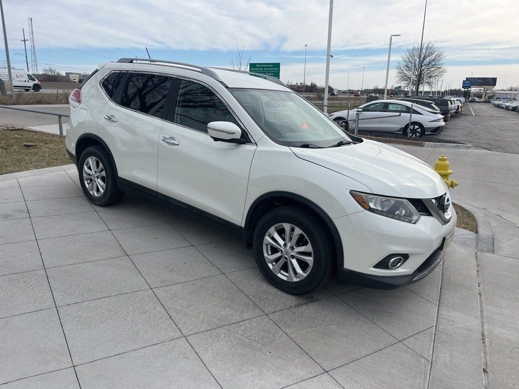 2015 Nissan Rogue SV
