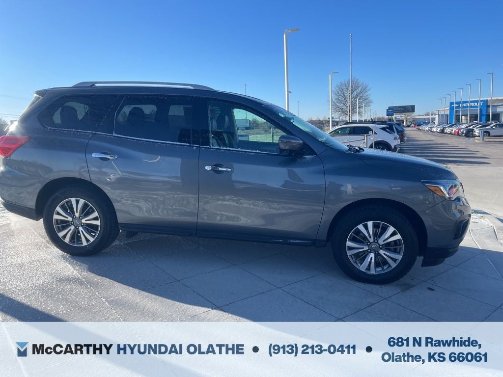 2019 Nissan Pathfinder SL