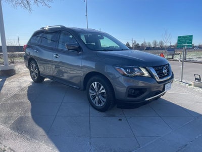 2019 Nissan Pathfinder SL