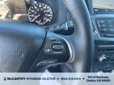 2019 Nissan Pathfinder SL