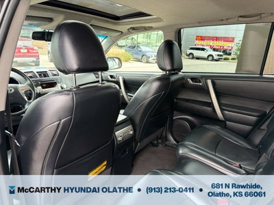 2012 Toyota Highlander SE