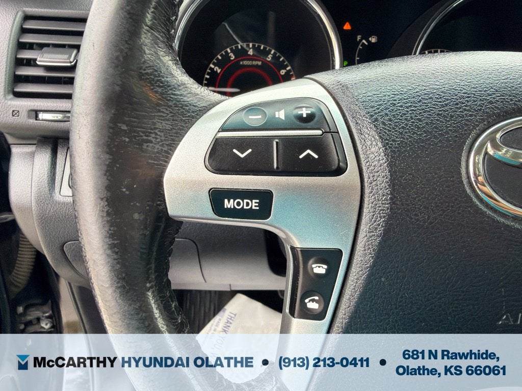 2012 Toyota Highlander SE