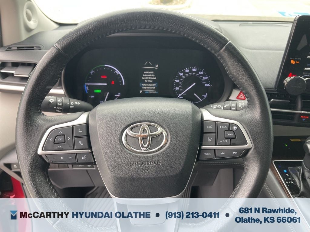 2021 Toyota Sienna XLE 8 Passenger