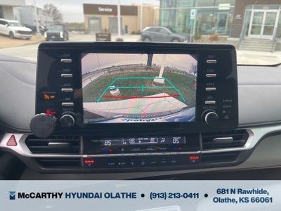 2021 Toyota Sienna XLE 8 Passenger